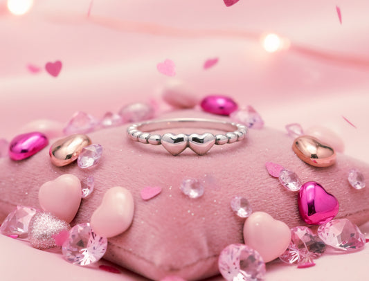 Linked Hearts Aura Band –925 Silver Romance Ring