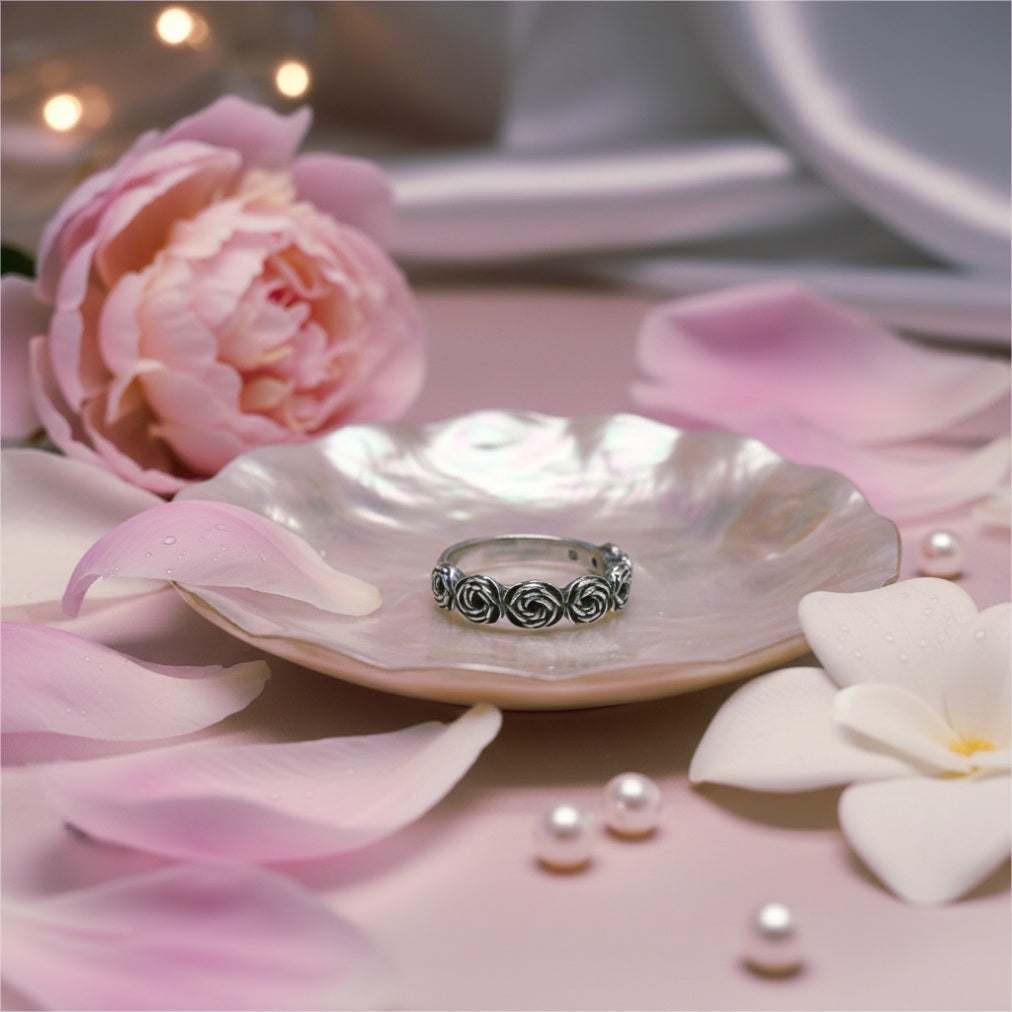 "Eternal Roseband Harmony Ring" – Vintage Sculpted Floral Band in 925 Silver