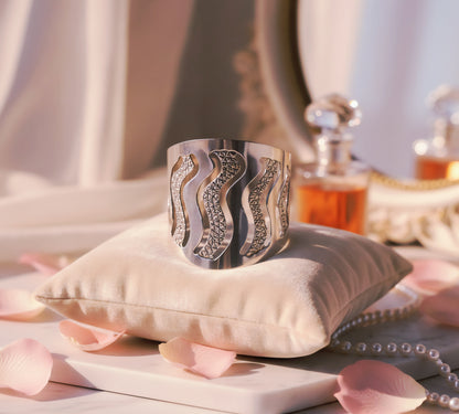 Waves of Power Ring  925 Silver