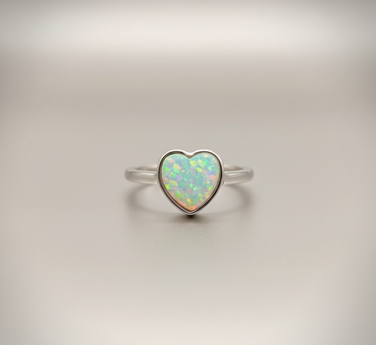 Opal Heart Glow Ring – 925 Sterling Silver