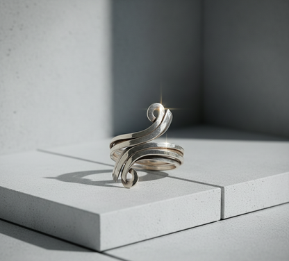 Fluid Motion Swirl Ring – Modern 925 Sterling Silver Statement Piece