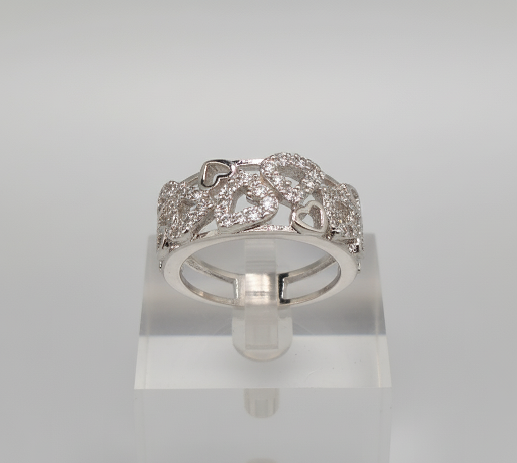 White Sapphire Heart Cluster Band – 925 Silver Love Ring