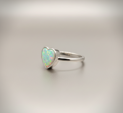 Opal Heart Glow Ring – 925 Sterling Silver