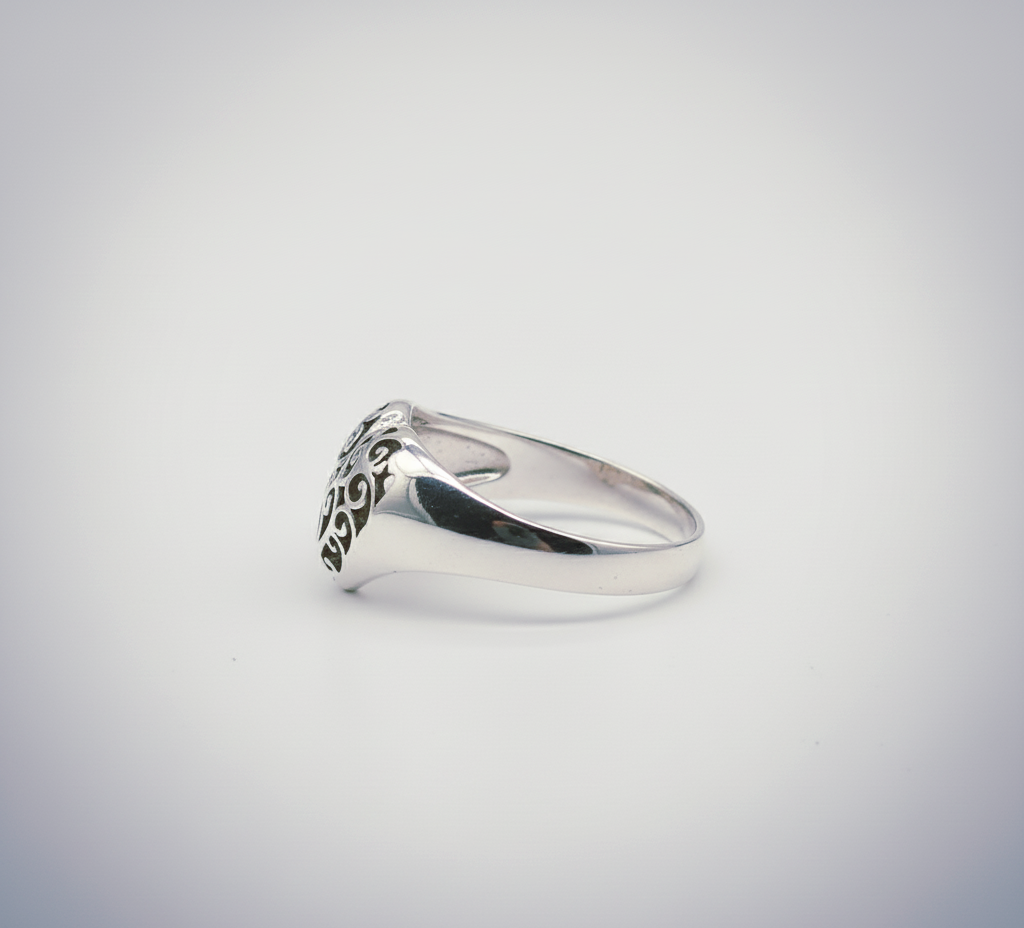 "Vintage Filigree Heart Ring" – 925 Sterling Silver by Illuzion Jewelry