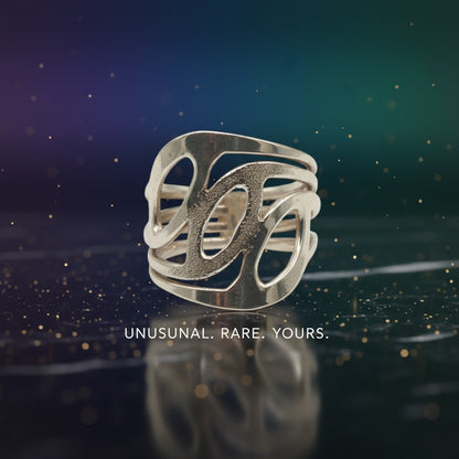 Modern Wave Cutout Ring – 925 Sterling Silver
