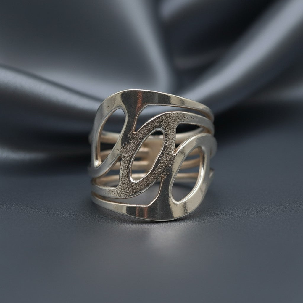 Modern Wave Cutout Ring – 925 Sterling Silver