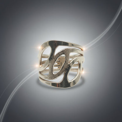 Modern Wave Cutout Ring – 925 Sterling Silver