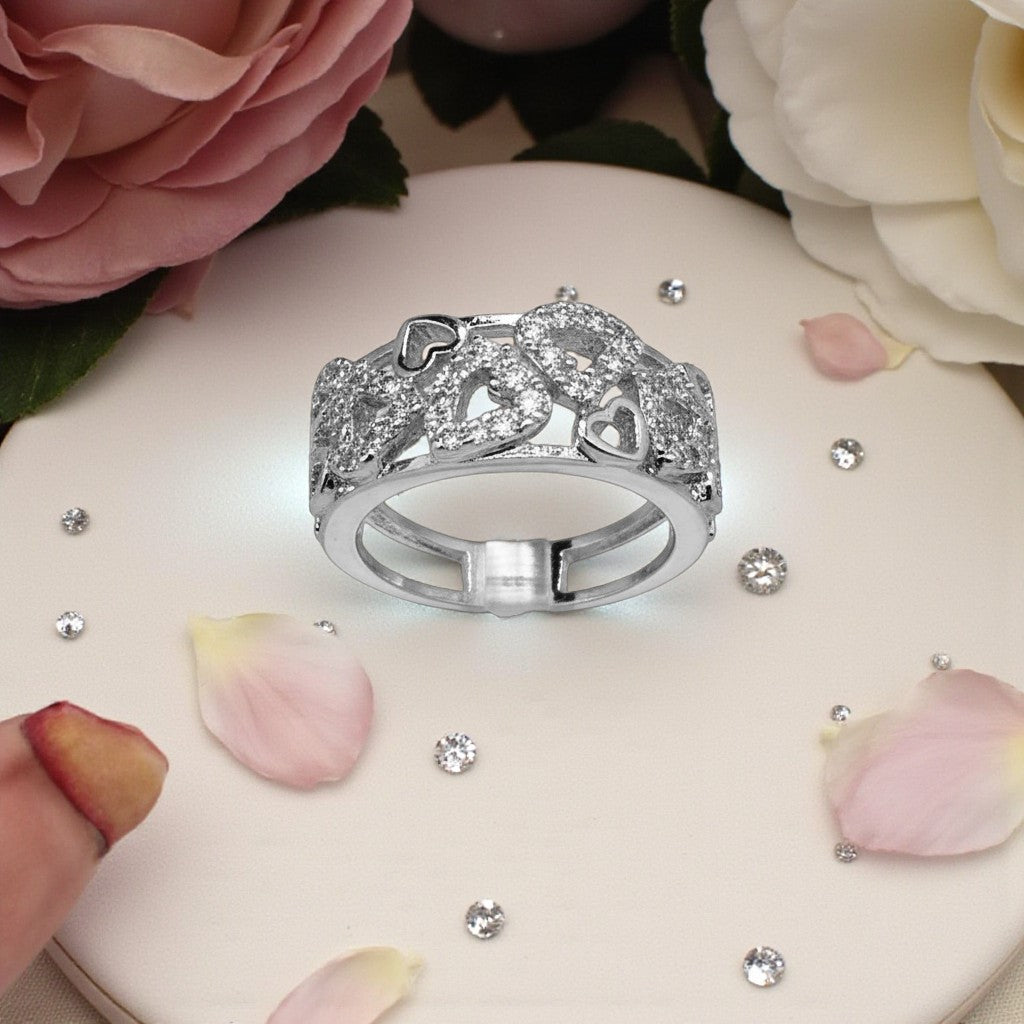 White Sapphire Heart Cluster Band – 925 Silver Love Ring