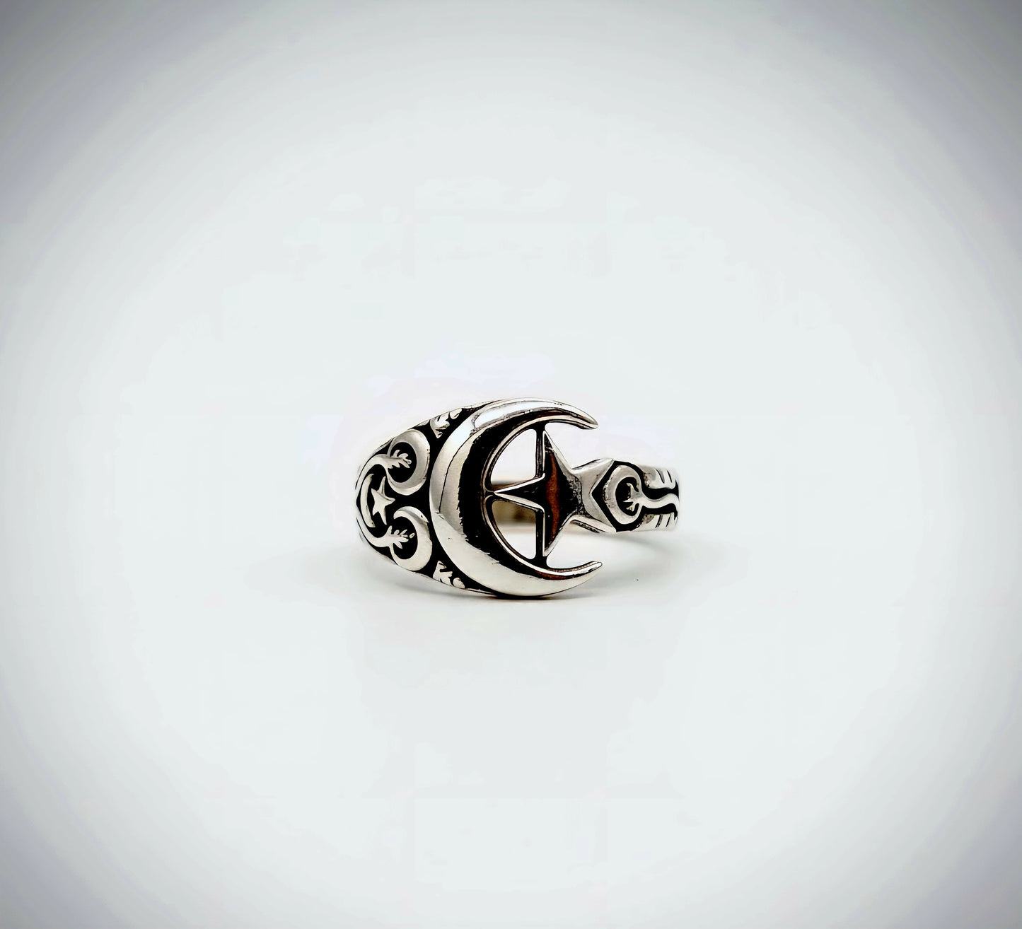“Moon & Star Guardian Ring" – Celestial Protection in 925 Silver
