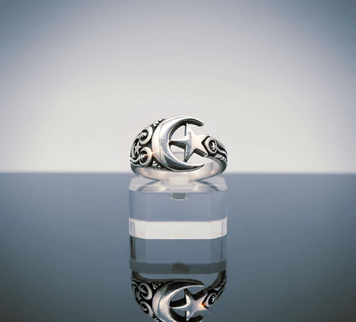 “Moon & Star Guardian Ring" – Celestial Protection in 925 Silver