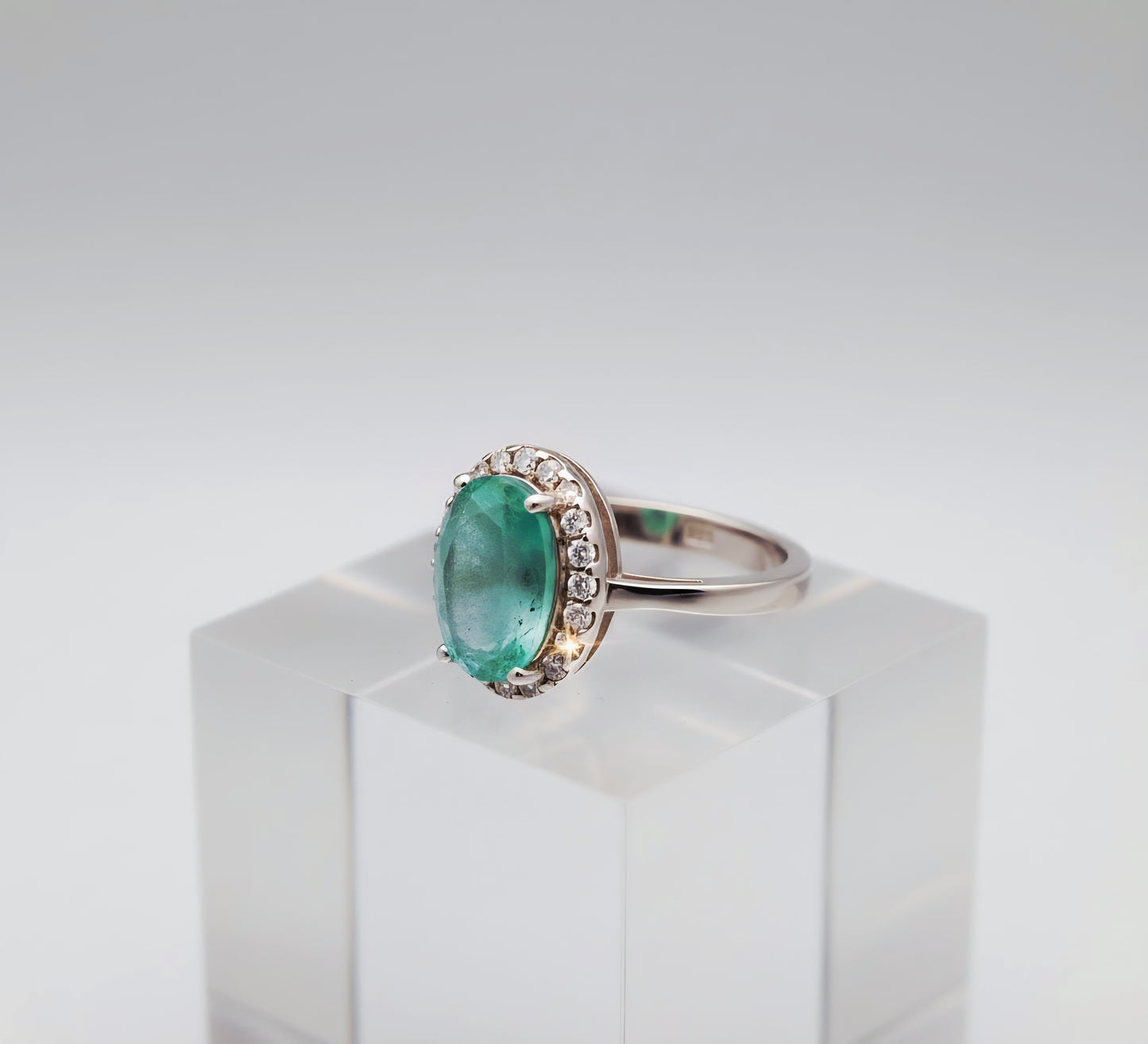 "Aqua Halo Dream Ring" – 925 Sterling Silver Oval Gemstone Glow