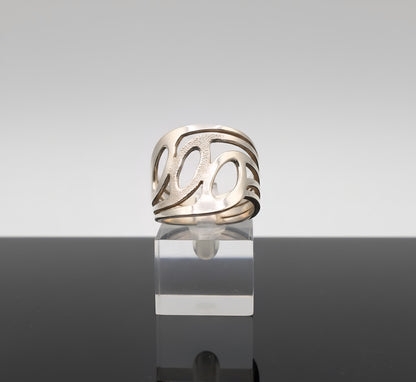 Modern Wave Cutout Ring – 925 Sterling Silver