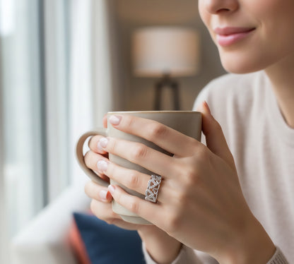 White Sapphire Heart Cluster Band – 925 Silver Love Ring