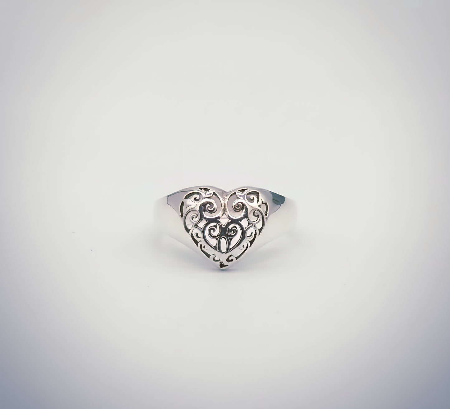 "Vintage Filigree Heart Ring" – 925 Sterling Silver by Illuzion Jewelry