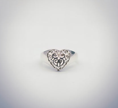 "Vintage Filigree Heart Ring" – 925 Sterling Silver by Illuzion Jewelry