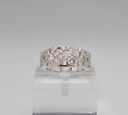 White Sapphire Heart Cluster Band – 925 Silver Love Ring