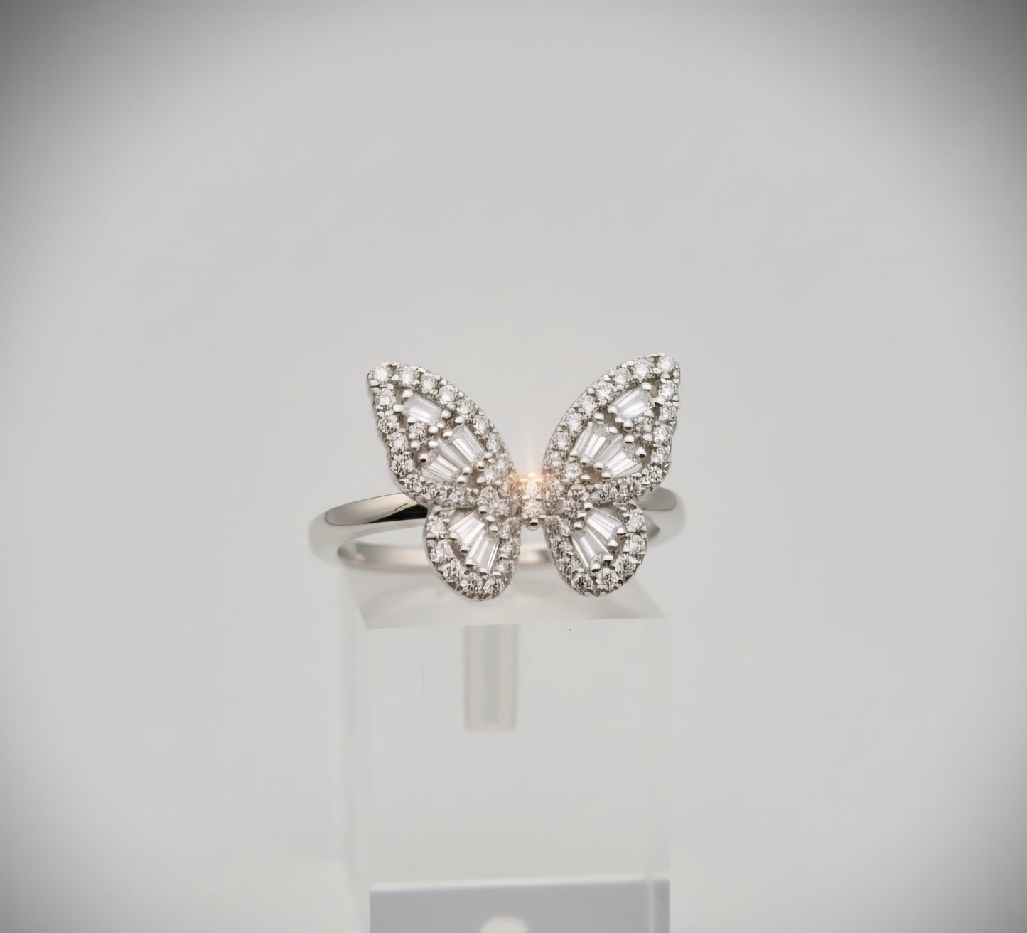 "Baguette-Cut Butterfly Ring" – 925 Sterling Silver Sparkle